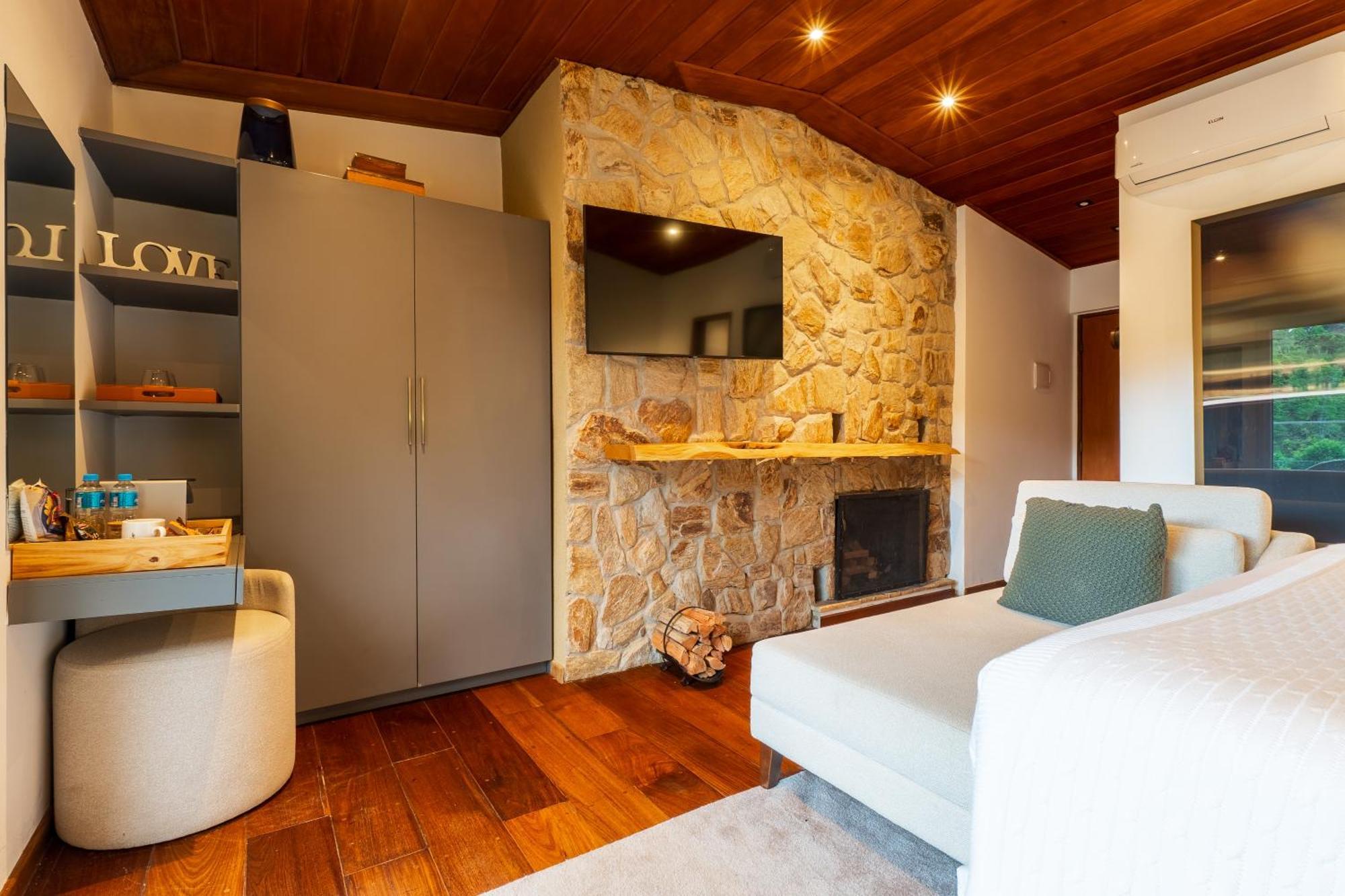 Boutique Figueira Da Serra Estalagem 5*